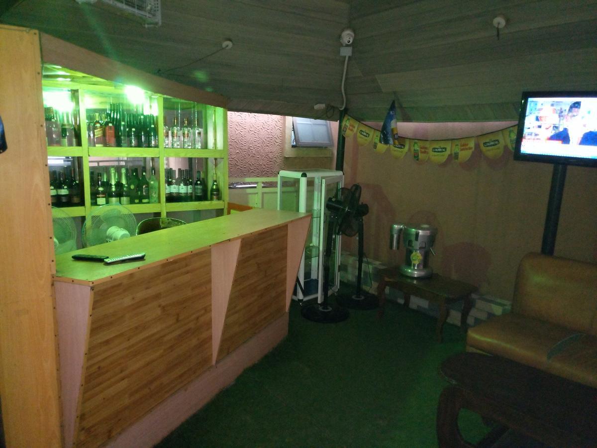 Glorious Hotel & Suites Ikotun エクステリア 写真